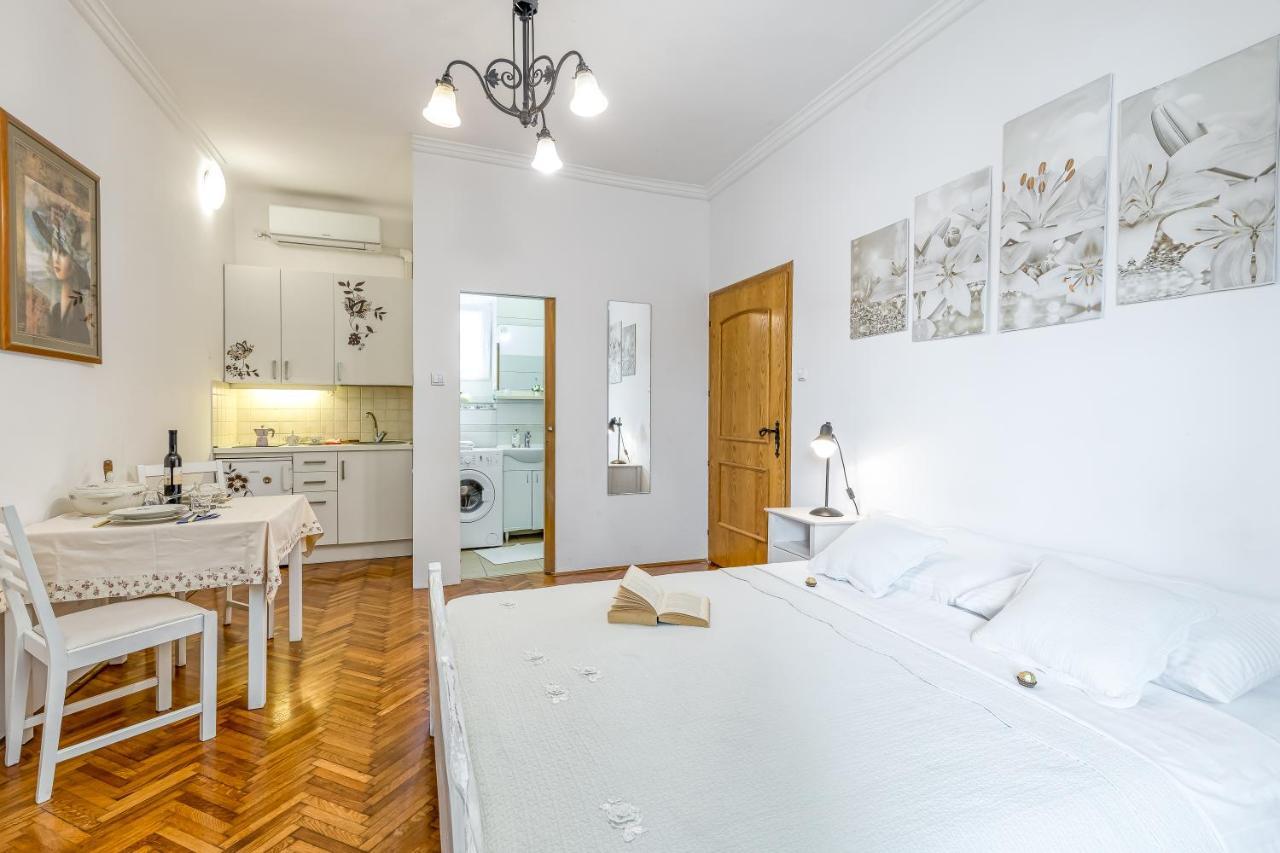 Apartments Magnolija - Zagreb Centre Luaran gambar