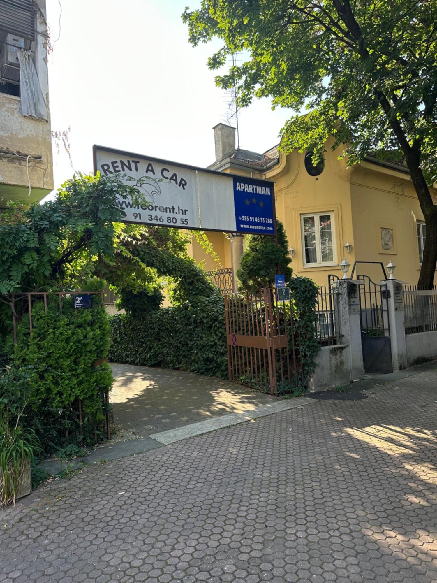 Apartments Magnolija - Zagreb Centre Luaran gambar